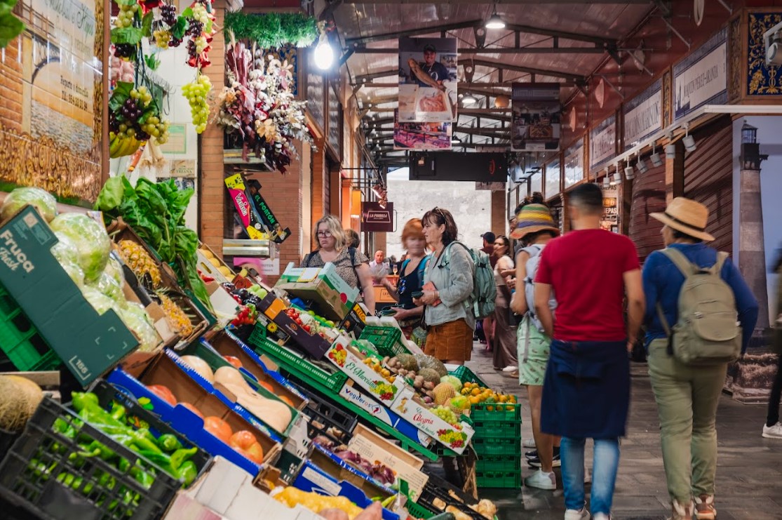 The markets in Seville: a trip to the essence of Seville - Visita ...